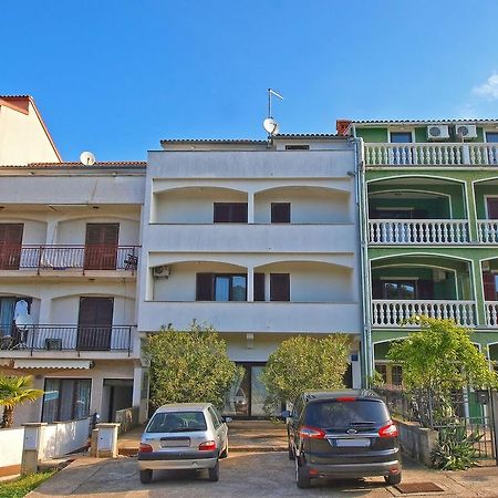 Apartments Dubravka 1315 Vrsar Ngoại thất bức ảnh