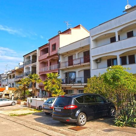 Apartments Dubravka 1315 Vrsar Ngoại thất bức ảnh