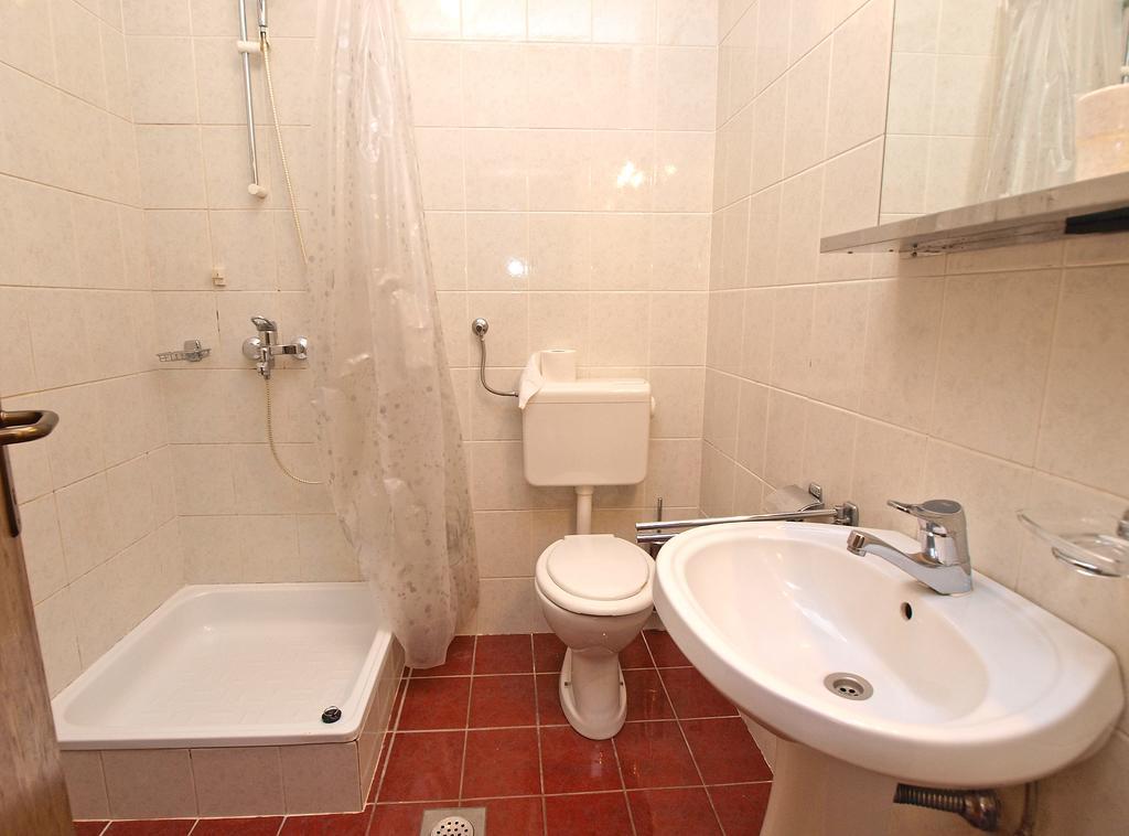 Apartments Dubravka 1315 Vrsar Ngoại thất bức ảnh